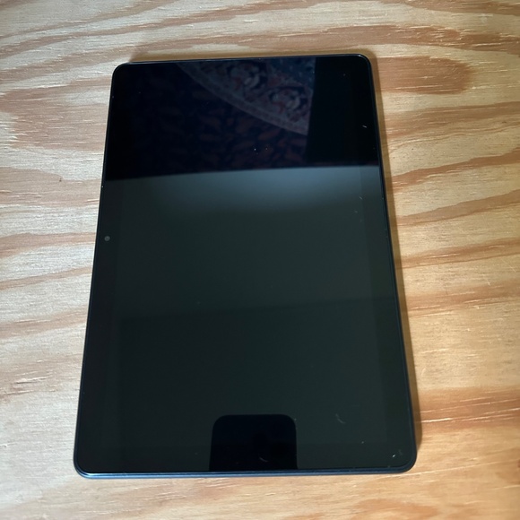 Amazon Fire HD 10 - Picture 1 of 6